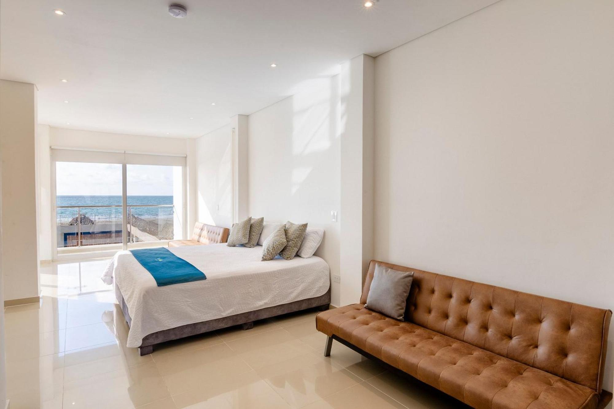 Amazing Beach House 13Br W/Pool & Staff Cartagena Bagian luar foto