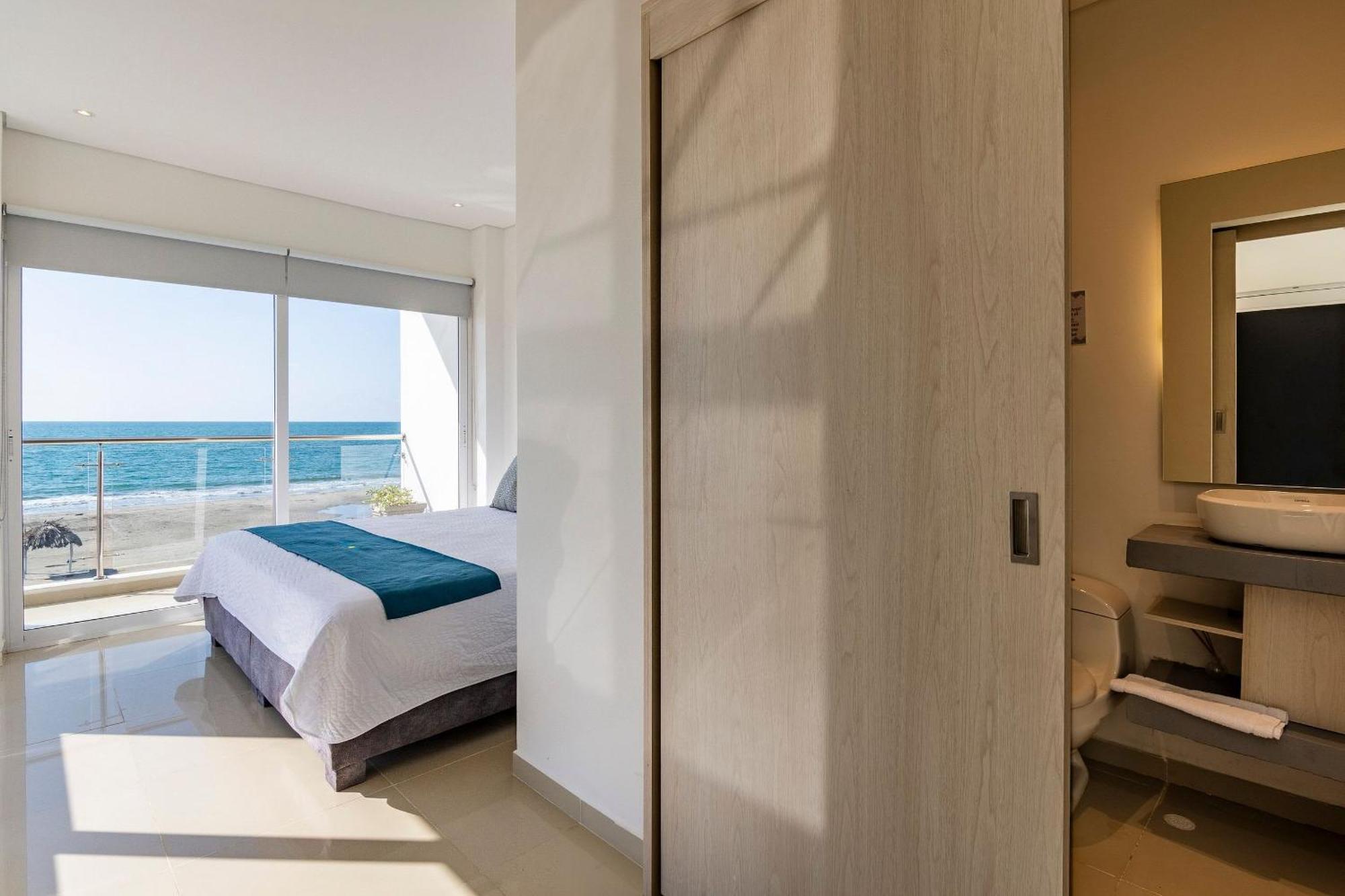 Amazing Beach House 13Br W/Pool & Staff Cartagena Bagian luar foto