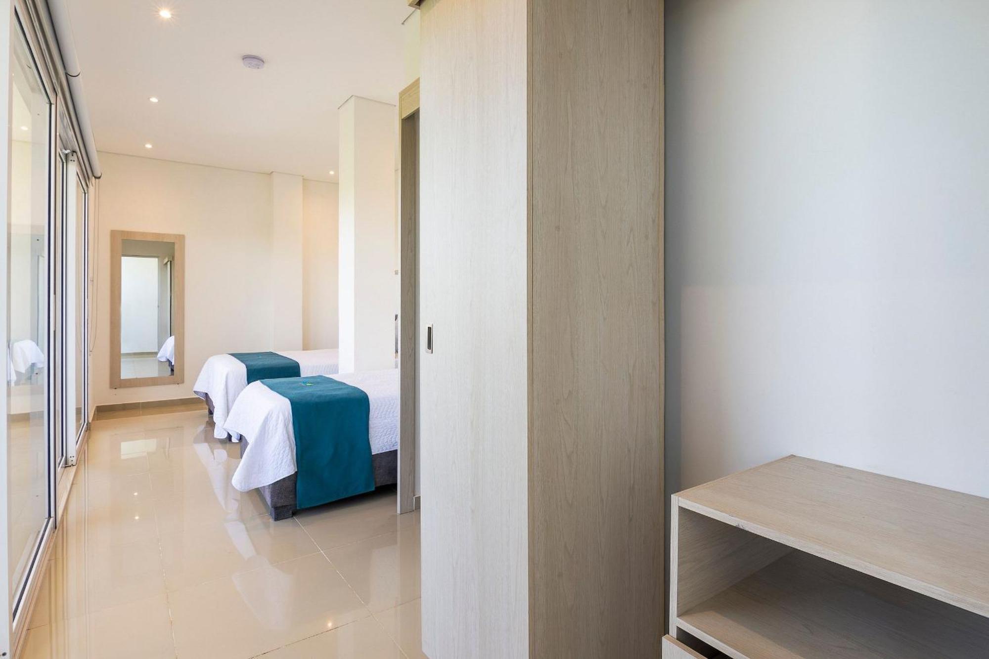 Amazing Beach House 13Br W/Pool & Staff Cartagena Bagian luar foto